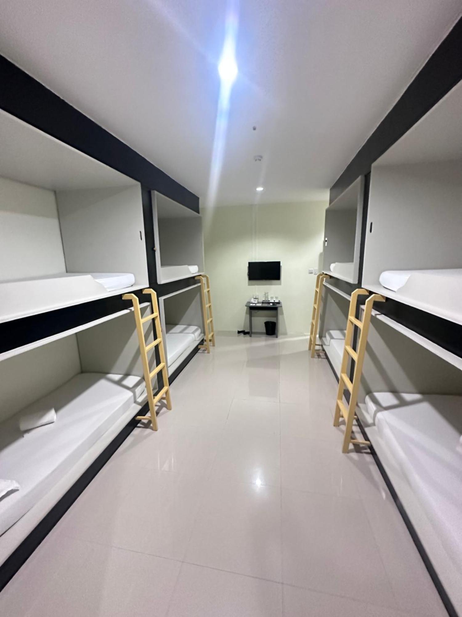 Travelbee Airport Inn Lapu-Lapu City